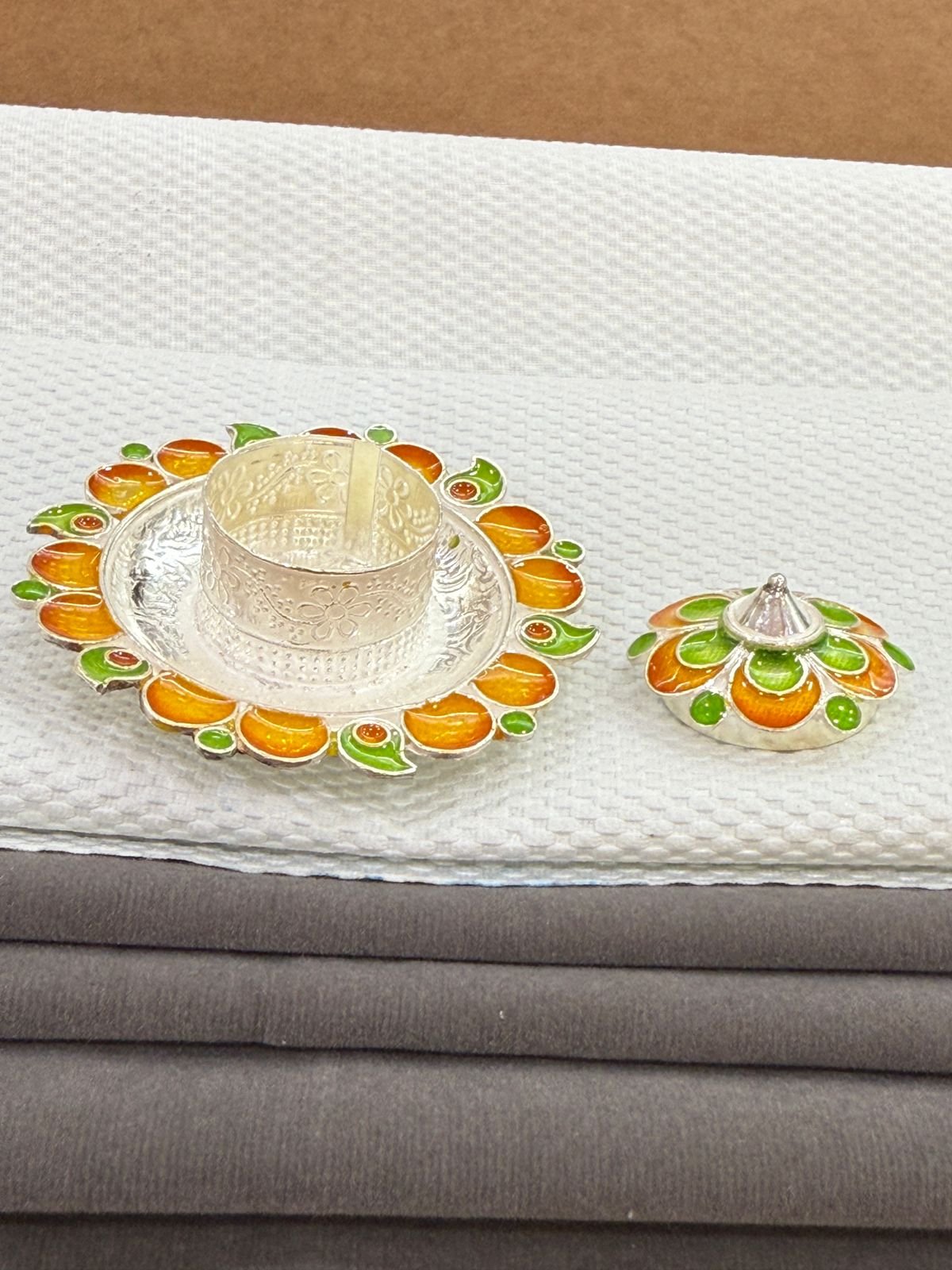 Elegant Enamel Designer Sindhoor/Kumkum Box